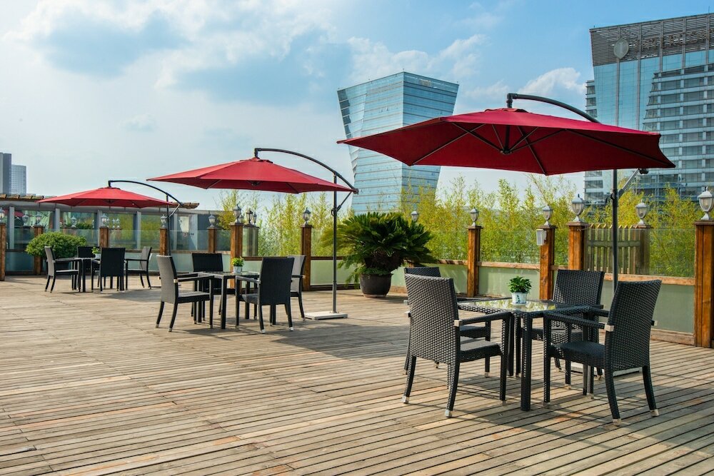 Фото Holiday Inn Chengdu Century City-Westtower