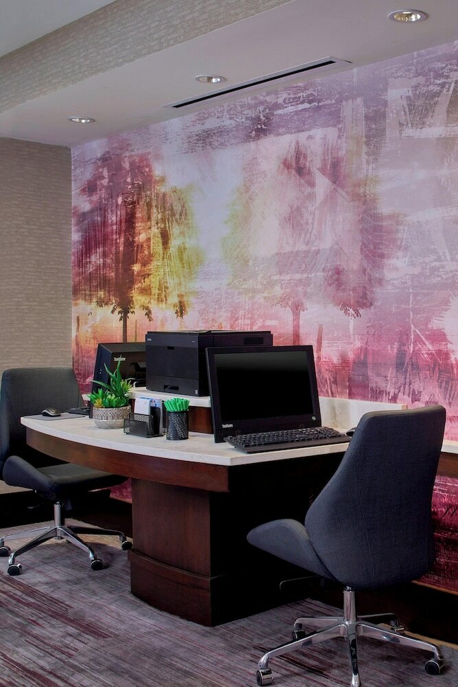 Фото Courtyard by Marriott Albany Thruway