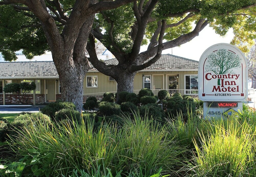 Фото Country Inn Motel