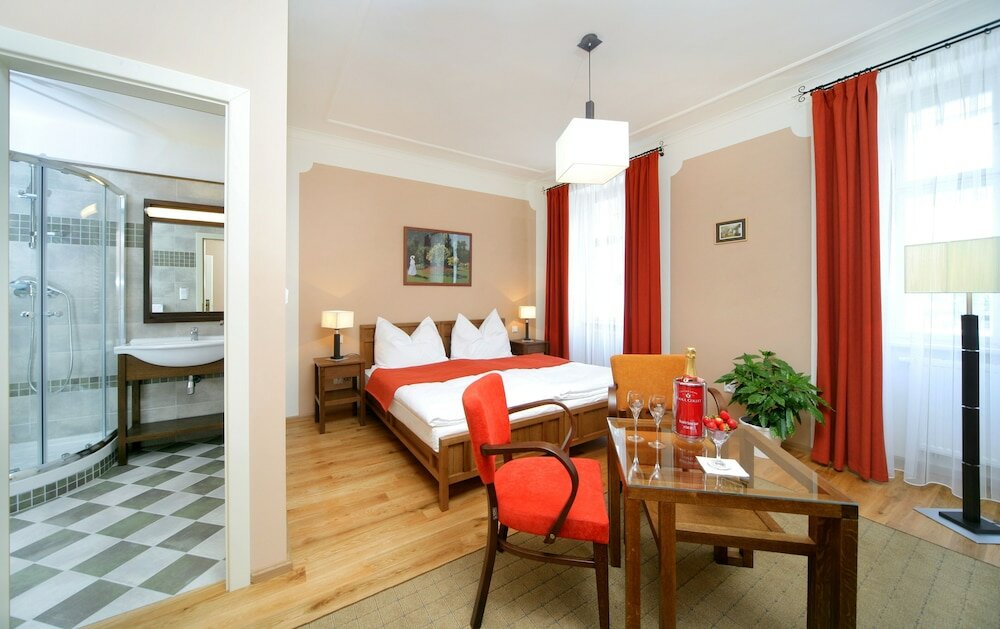 Фото Hotel U Zvonu