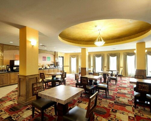 Гостиница Comfort Inn & Suites Donna near I-2