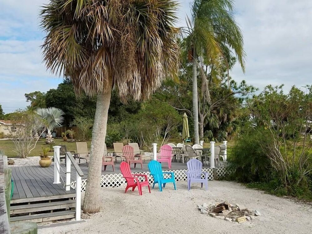 Фото Paradise Cove at Lemon Bay