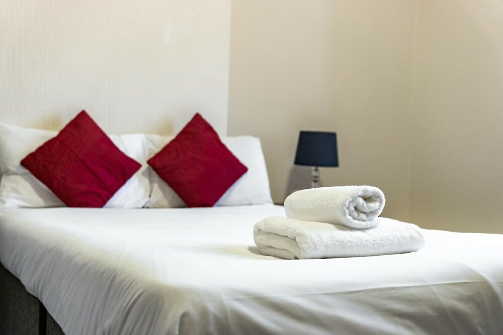 Фото The Royal Hotel Crewe