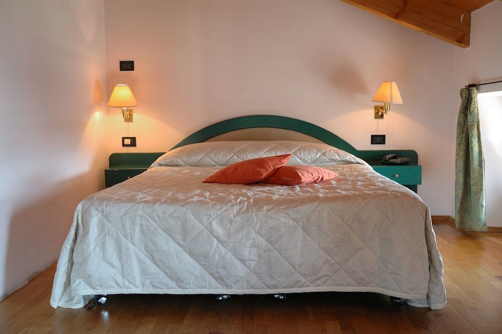 Фото Hotel Bugella