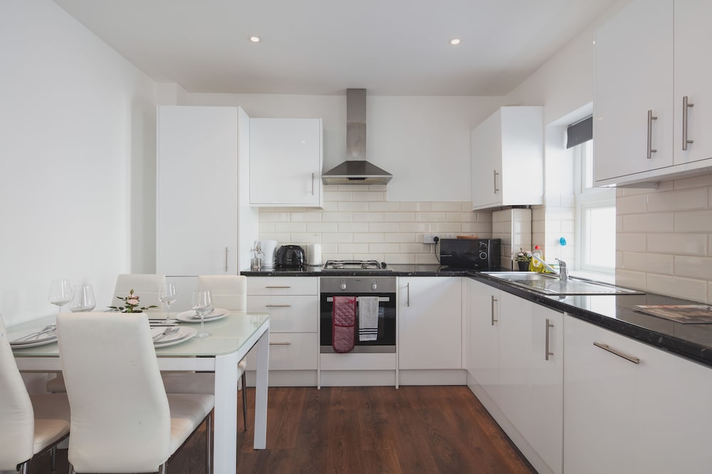 Фото The City London Apartments