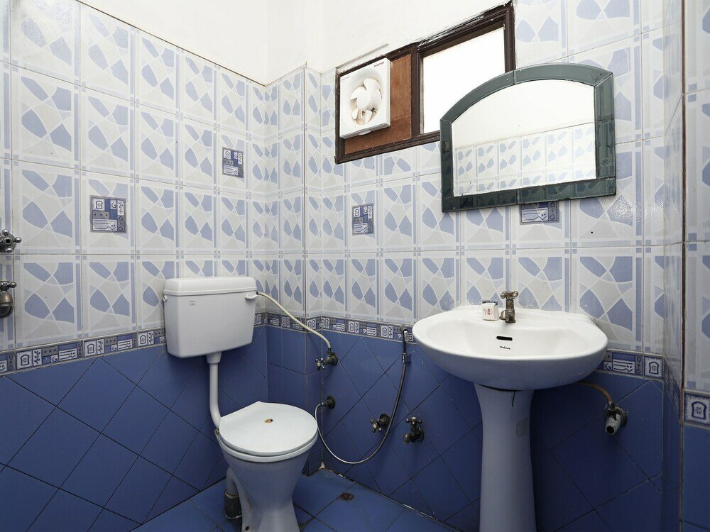 Фото Oyo 12671 Hotel Prithvi Palace