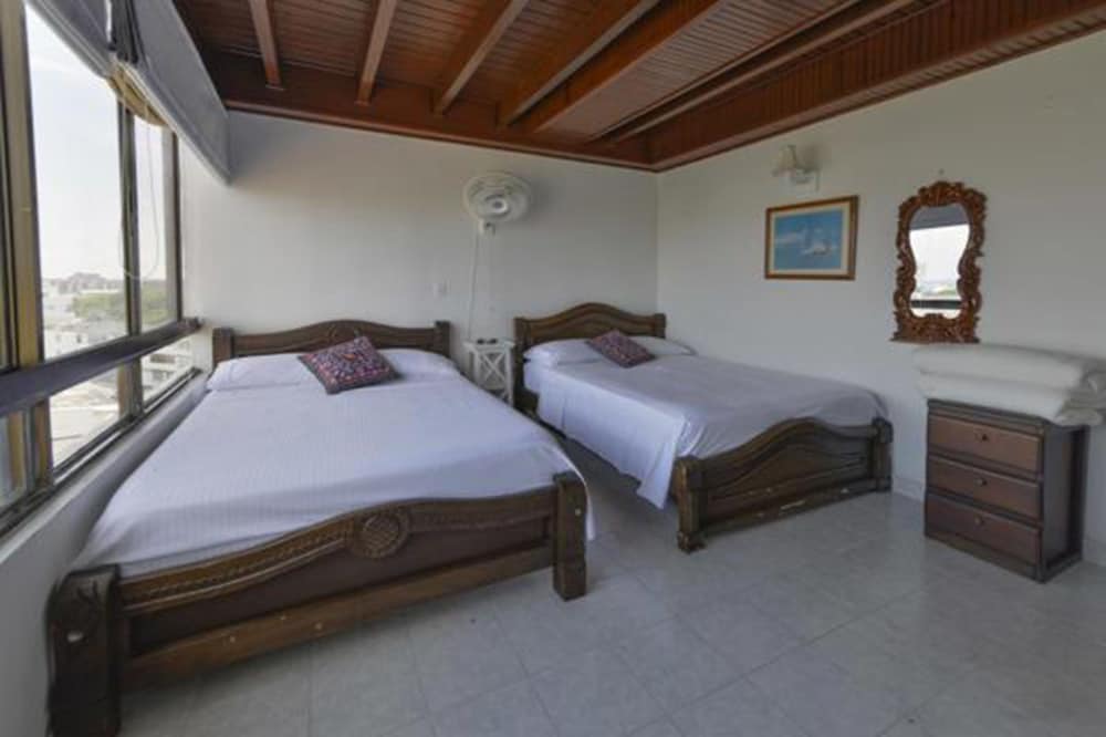 Фото Apartamentos Bahia Fragata