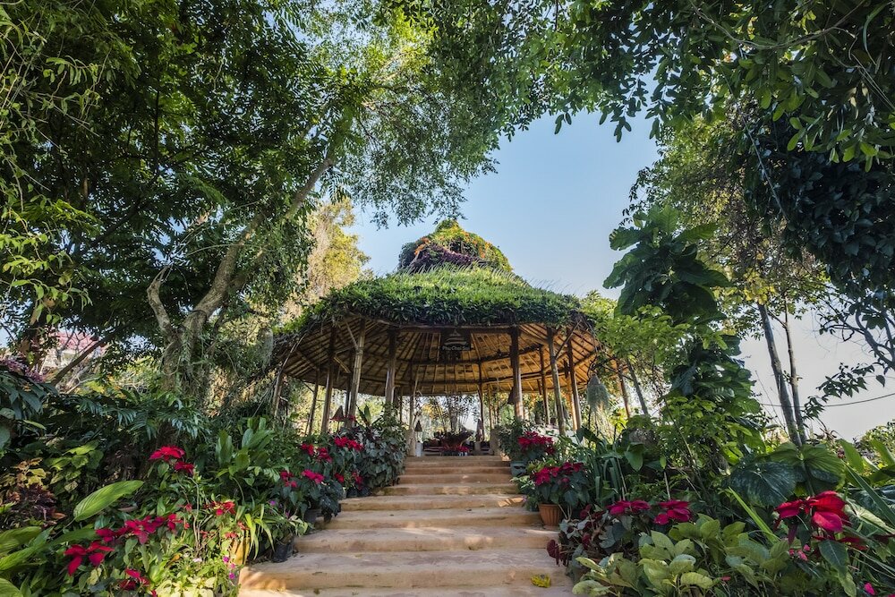 Фото Phu Chaisai Mountain Resort