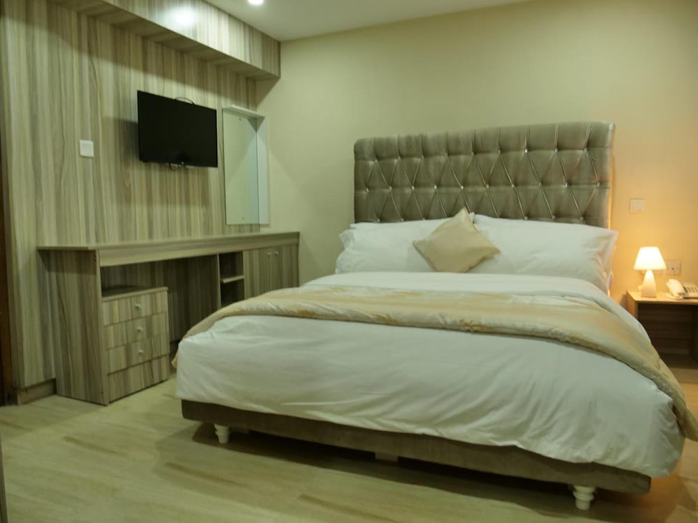 Фото Alexia's Place Hotel