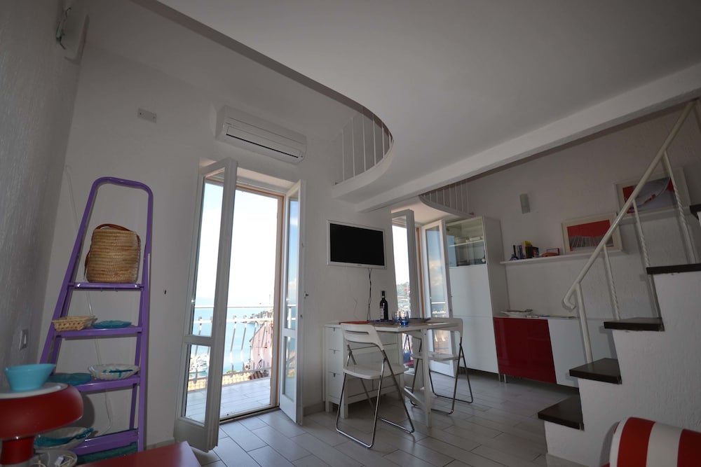 Фото Wonder Seaside Nest