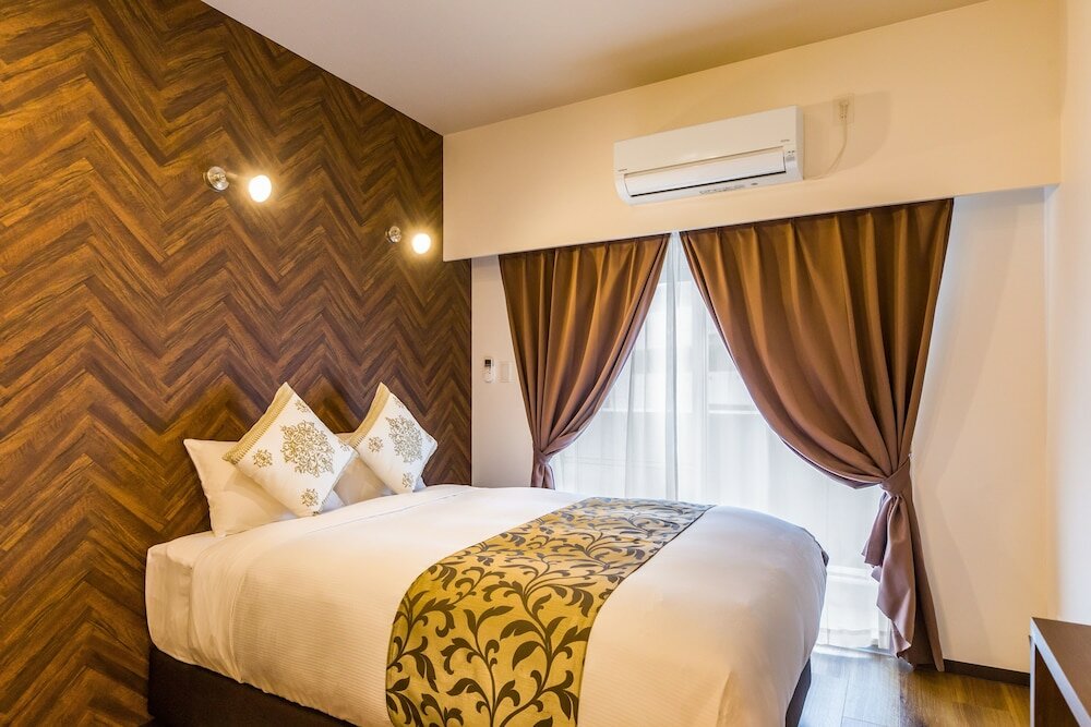 Фото Mr. Kinjo in Rinzu Seragaki