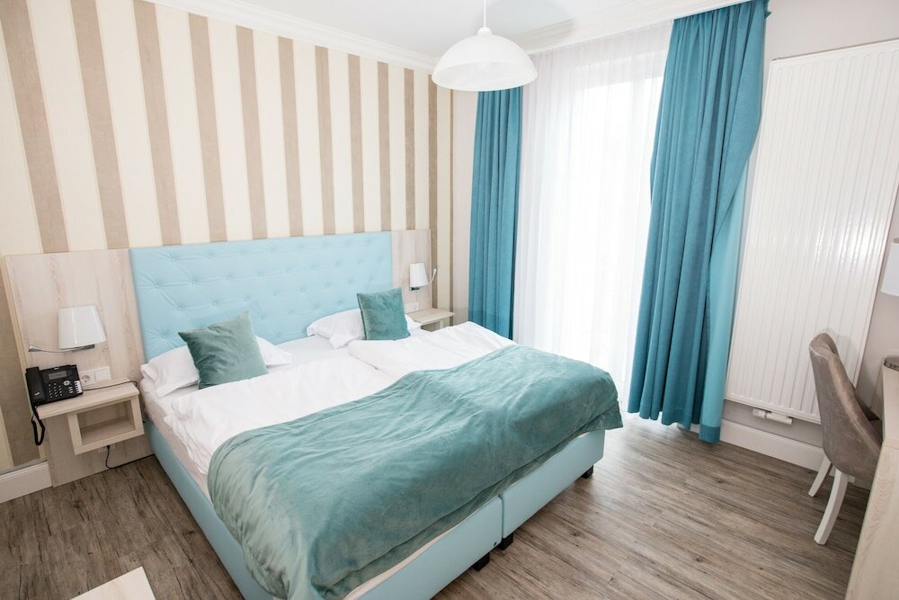 Фото Hotel Amts-Apotheke