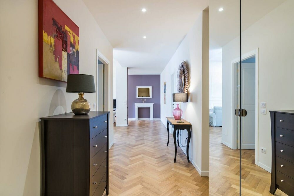 Фото Luxury 3 Bedrooms Near Duomo