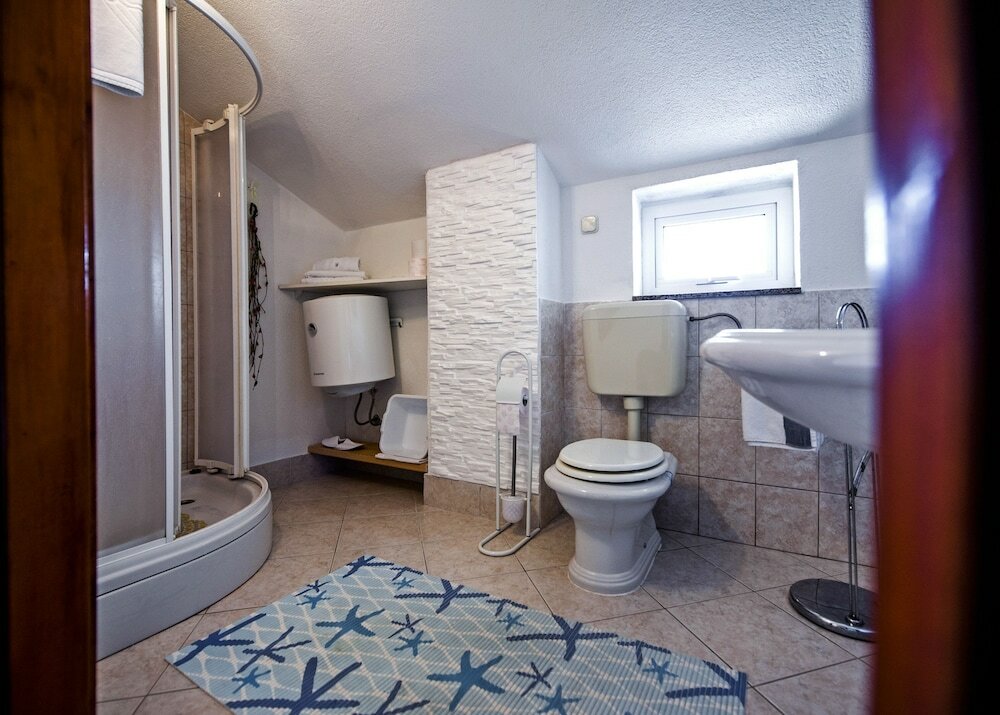 Фото Apartments and Room Rina