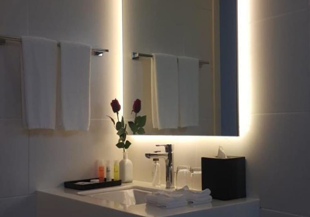 Фото Suasana All Suites Hotel