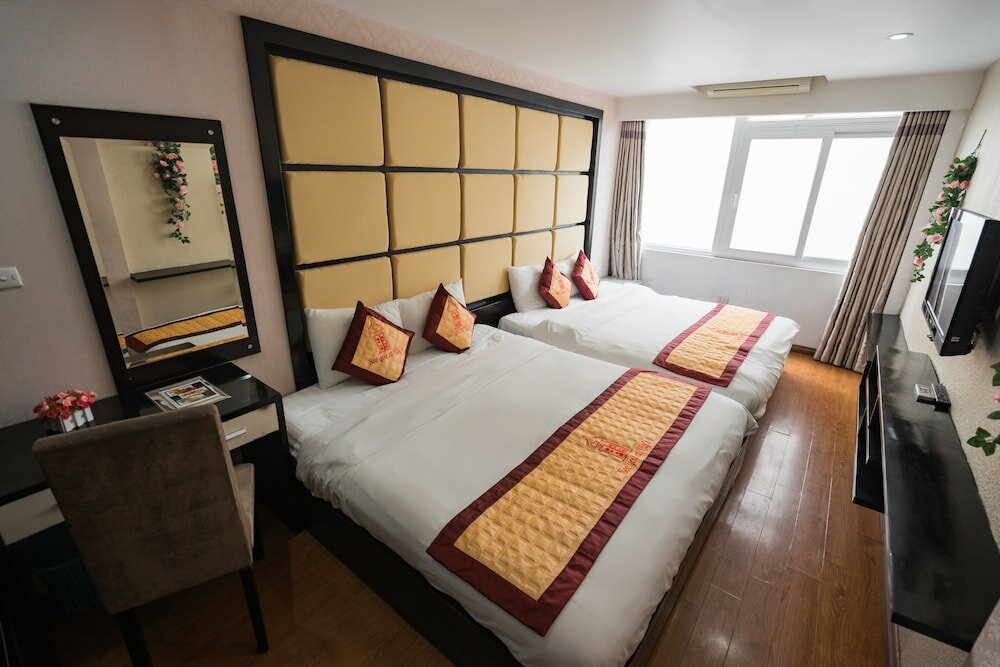 Фото See you at Lily's Hostel