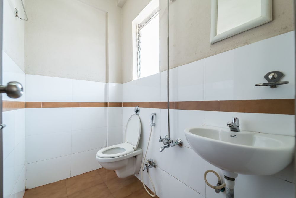 Фото Hotel Aashish Deluxe Kolhapur