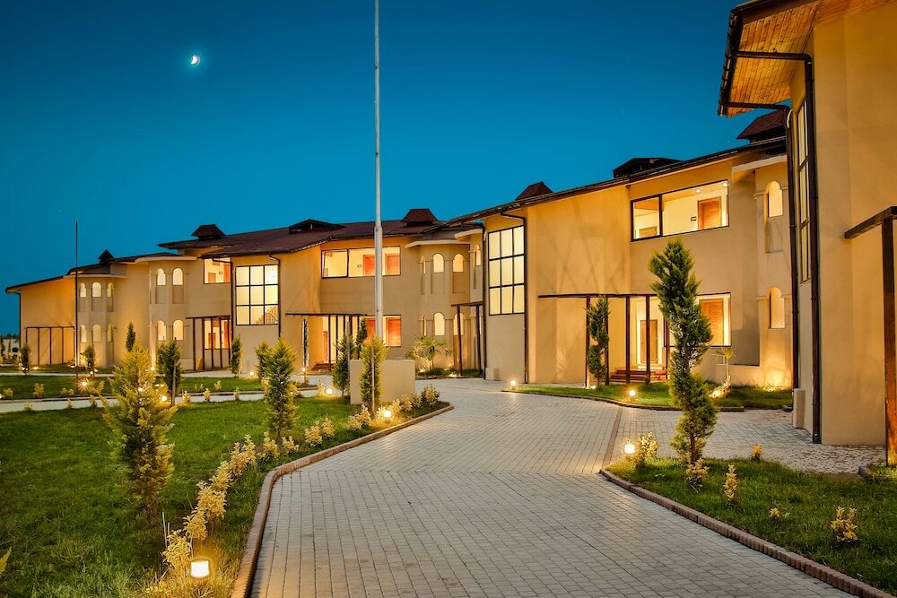 Фото Pratap's Signature Hotel-Resort&Spa