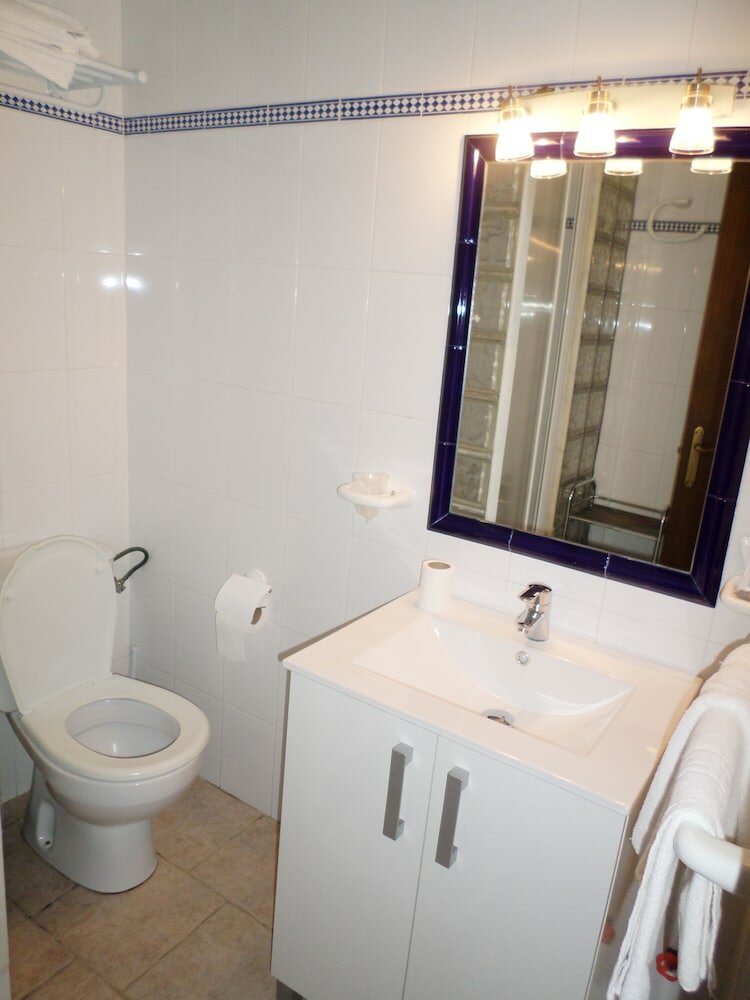 Фото Hostal Restaurante La Ilusión