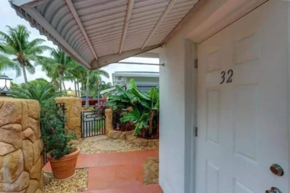 Фото Green Seas Motel