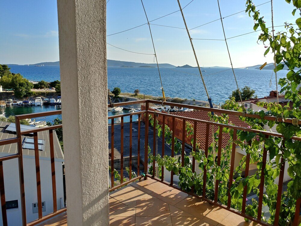 Фото Astramaris Apartments