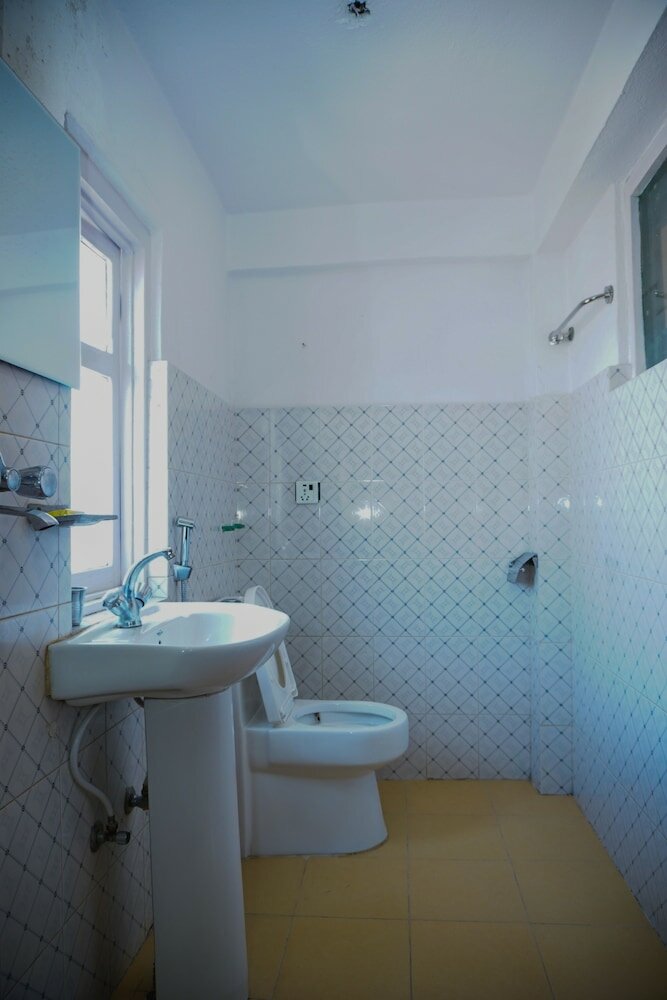 Фото Hotel Holy Temple Tree & Chautari Cafe