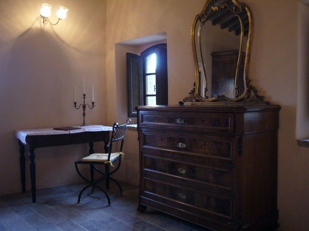 Фото Borgo Storico Cisterna