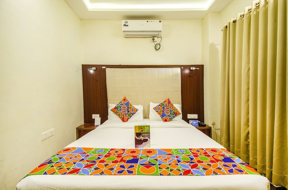 Фото FabHotel Millenium Stay Indiranagar