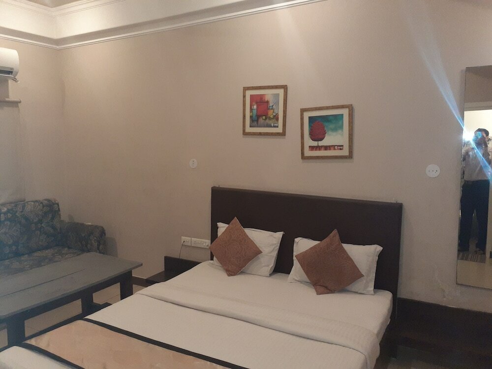 Фото Hotel Dev Villas