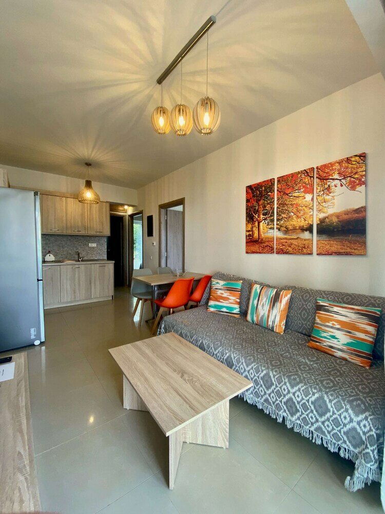 Фото Eirini & Manolis Apartments