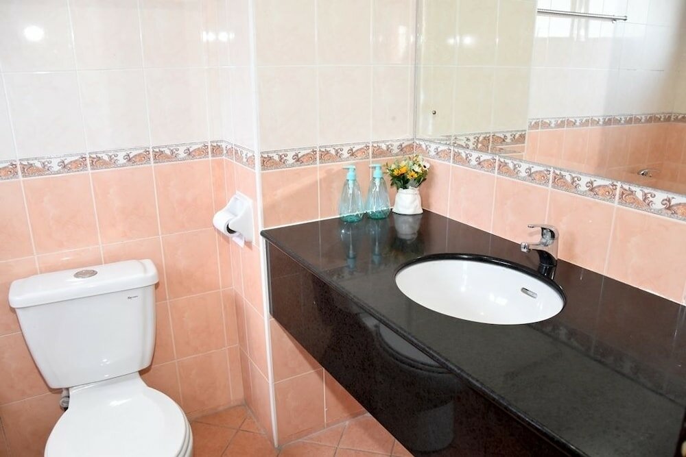 Фото Ideal Holiday Apartment Marina Court