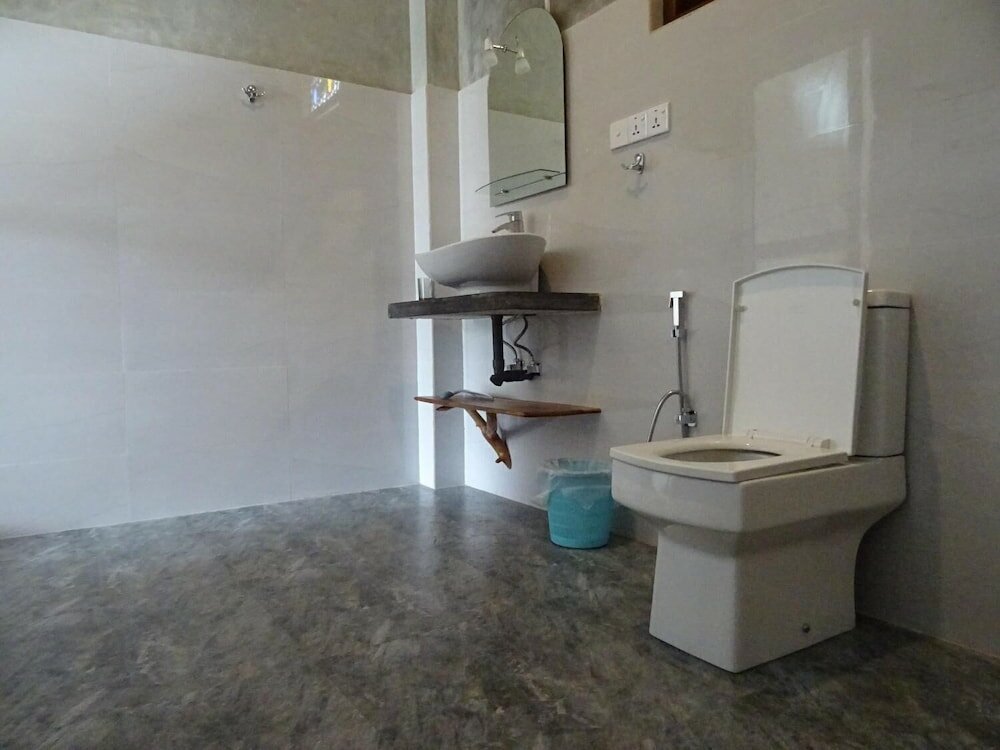 Фото Thambili cabanas