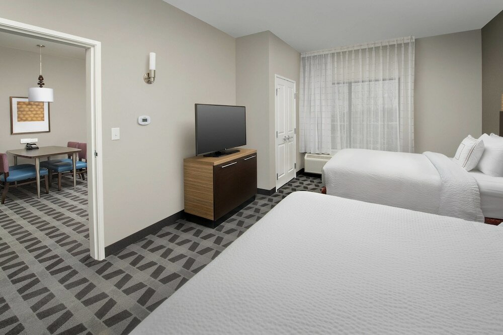 Фото TownePlace Suites by Marriott College Park