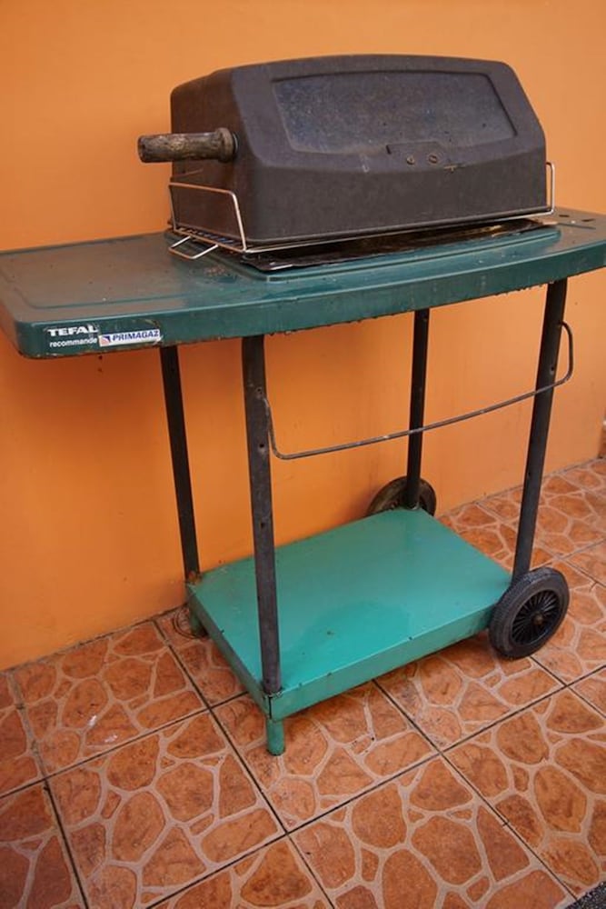 Фото Charming Tagaytay Vacation Home