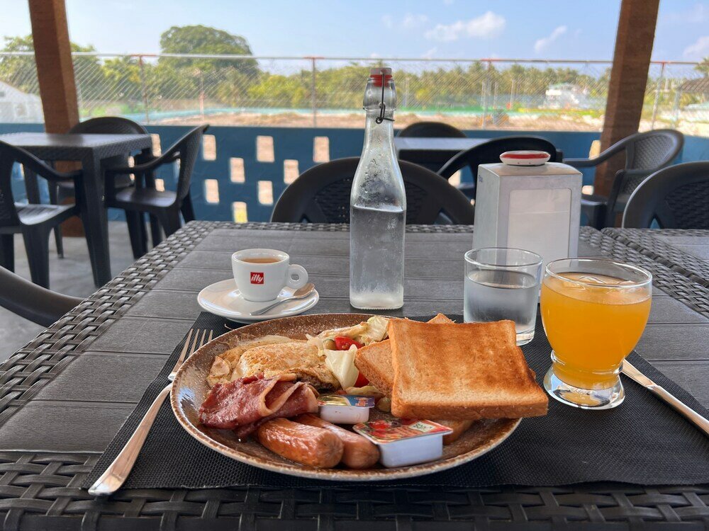 Фото Lagoon Villa Thoddoo