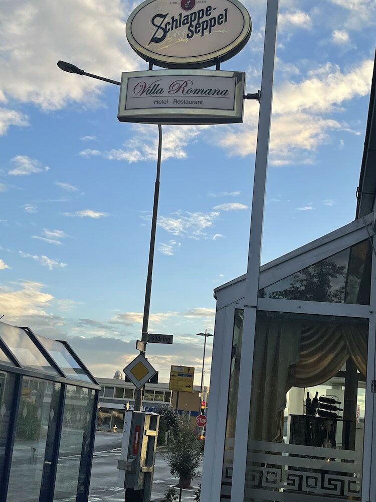 Фото Hotel Restaurant Villa Romana