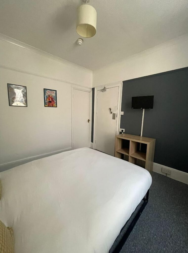 Фото Number 19 Brighton