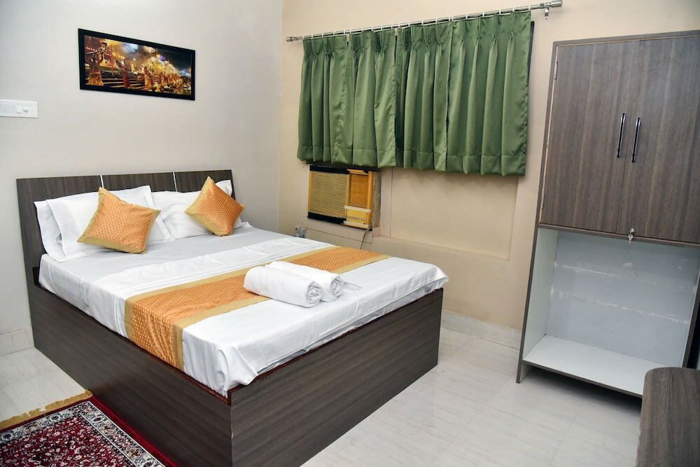 Фото Bluebells Varanasi