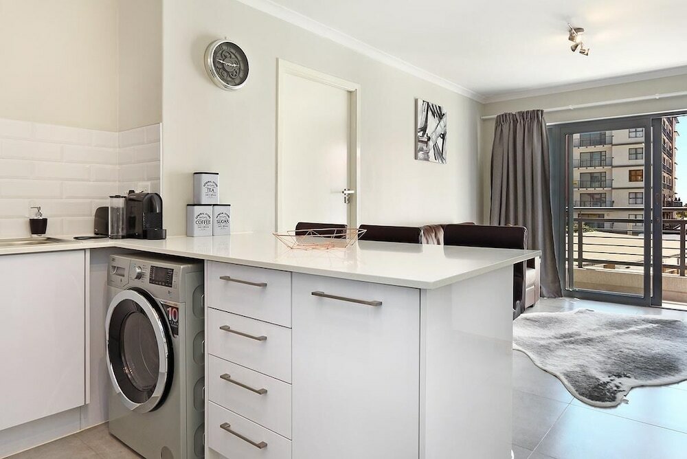 Фото The Paragon 317