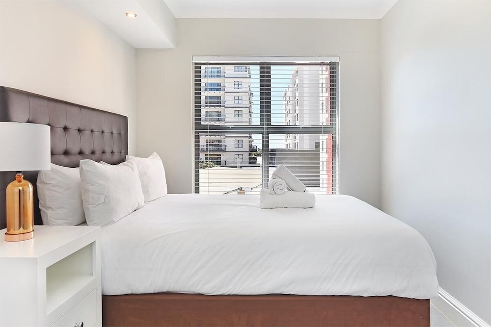 Фото The Paragon 317