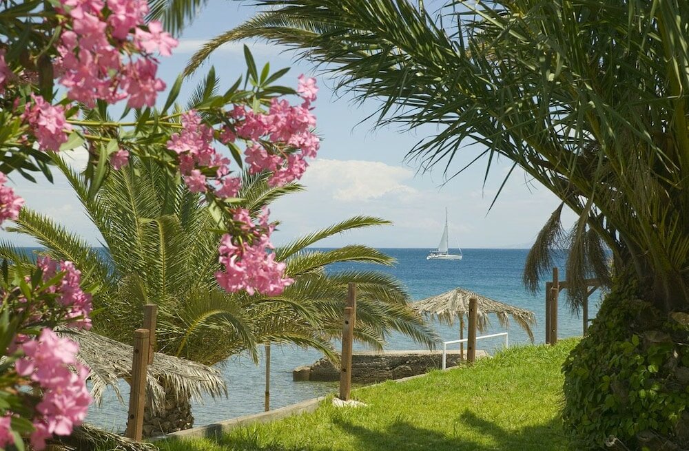 Фото Long Beach Resort