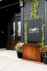 Brewery Park Hotel (Nova Scotia, Halifax, Agricola Street), hotel