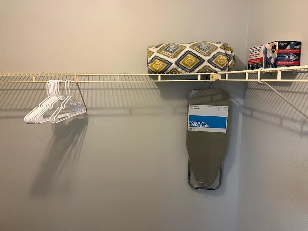 Фото Luxurious & Spacious Townhouse 6 Miles From Beach