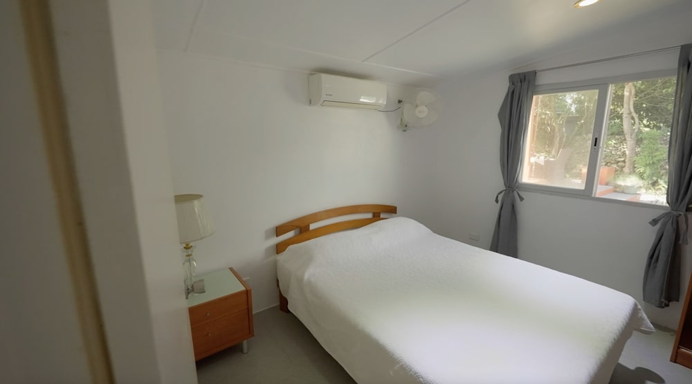 Фото Elluk East Studios