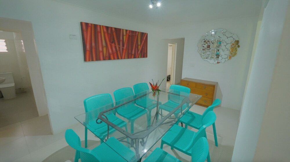 Фото Elluk East Studios