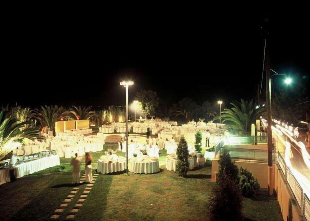 Фото Long Beach Resort