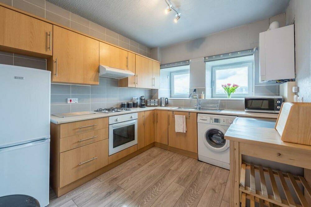 Hotel Roseangle - Spacious Family Apartment With South Facing Garden, Dundee, photo