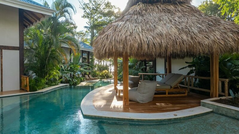 Гостиница Blue Mist Hotel & Beach Club