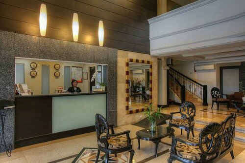 Гостиница Fersal Hotel Malakas в Кесон-Сити