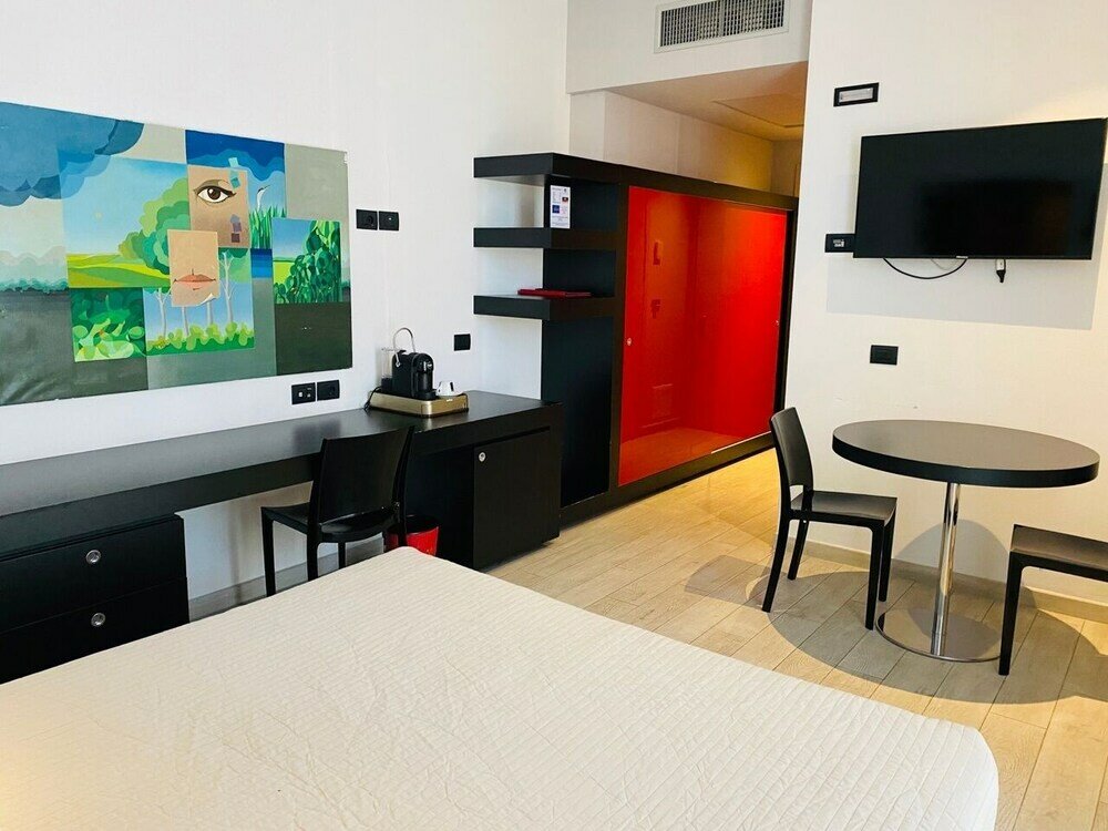 Фото Blue Shades Aparthotel